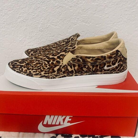 Nike Court Legacy 'Leopard' Women Sz 7.5 Slip-on Sneakers - Picture 3 of 9